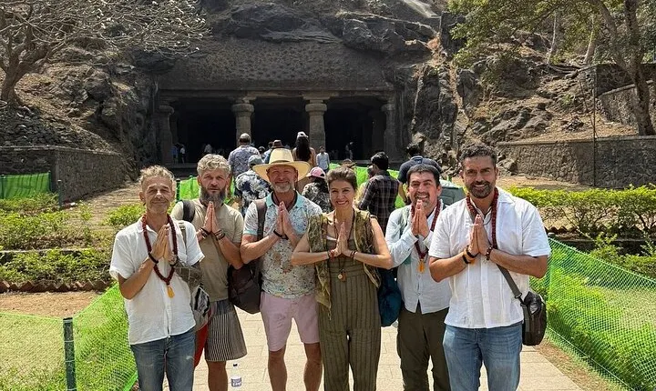 Elephanta Caves: Island Tour with a Local Guide