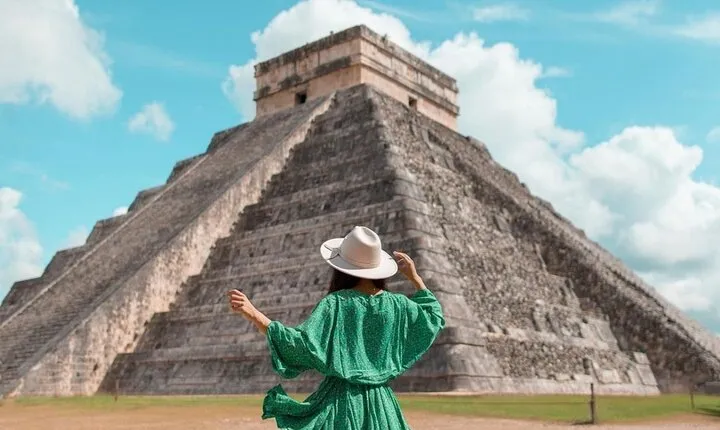 Chichen Itza Full-Day Tour with Cenote Swim and Valladolid Visit