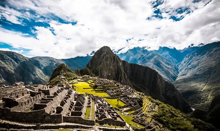 Wonders of Peru Travel Package