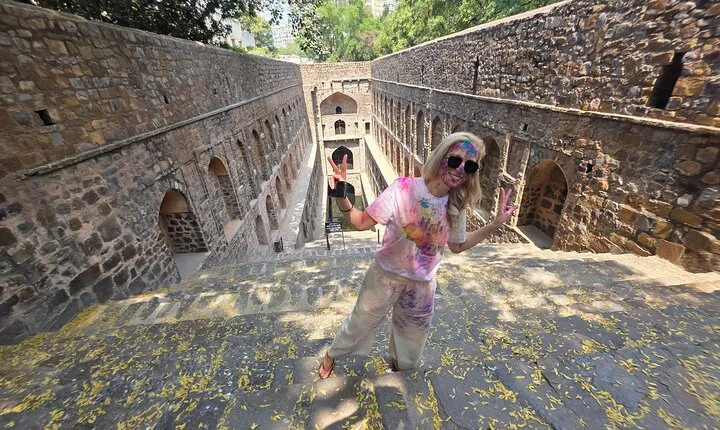 Delhi: Customized Full Day Tour of Old and New Delhi