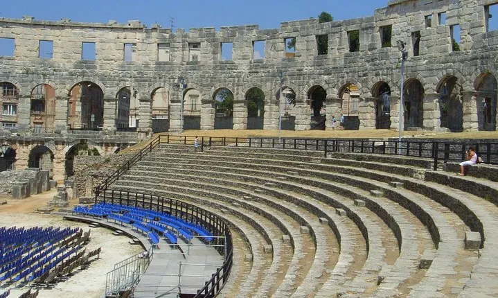Pula Private Walking Tour With A Professional Guide