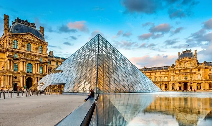 Le Grand Tour - Half Day Walking Tour: all the main sites!