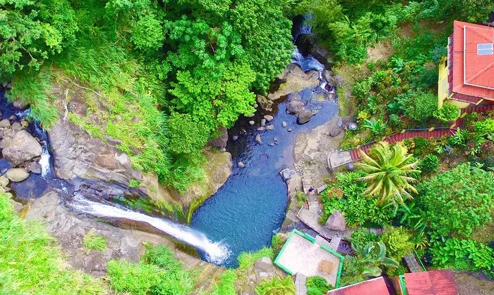 Best of Grenada: Waterfalls, Chocolate, Nutmeg & History - Lunch