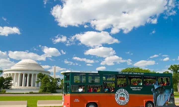 Hop-On Hop-Off 21 Stop Trolley Tour + Arlington Cemetery