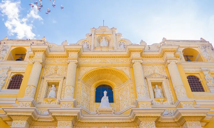 Colonial Antigua Guatemala walking tour & Hot Springs from Guatemala City