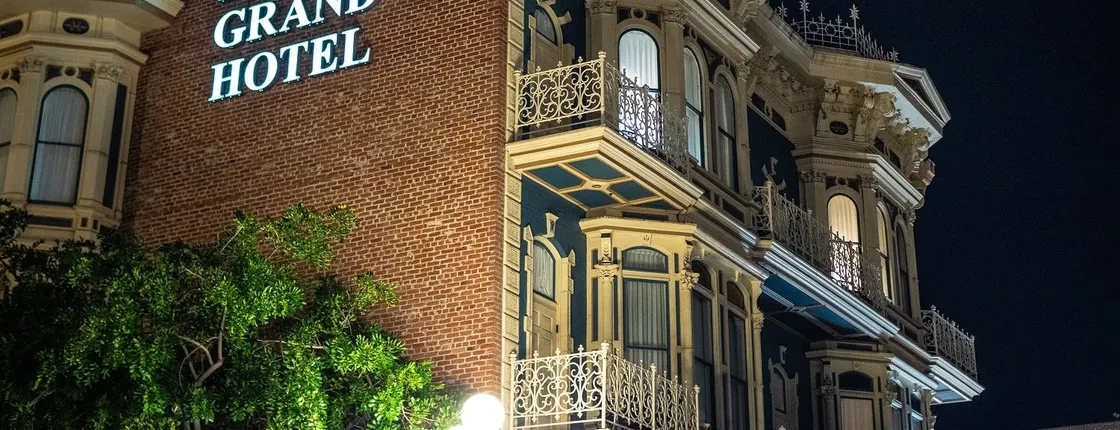 Gaslamp downtown history walking tour