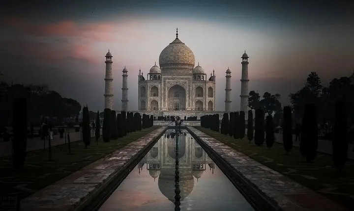Tajmahal and Agra Private Sunrise Full-Day Tour from Delhi