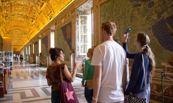 Rome: Complete Early Morning Vatican Tour | Small Group