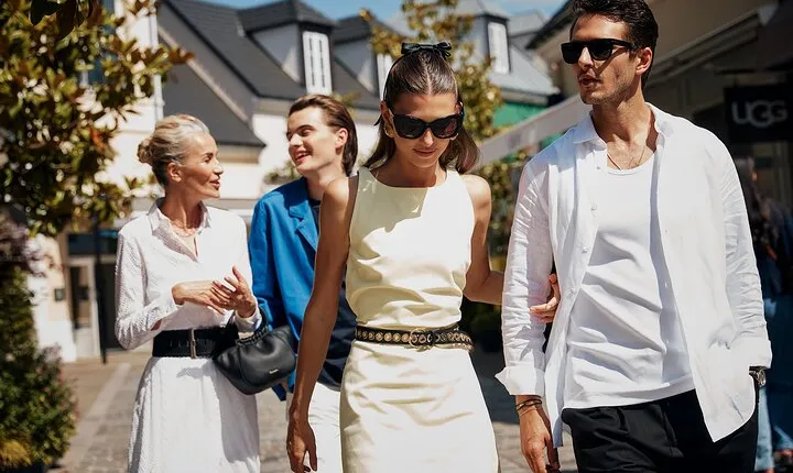 La Vallee Village Shopping Outlet by Luxury Transport from Paris