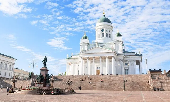 Helsinki: City Highlights & Suomenlinna Tour (Coach/Van)