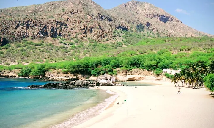 Guided Full-Day Santiago Island Tour