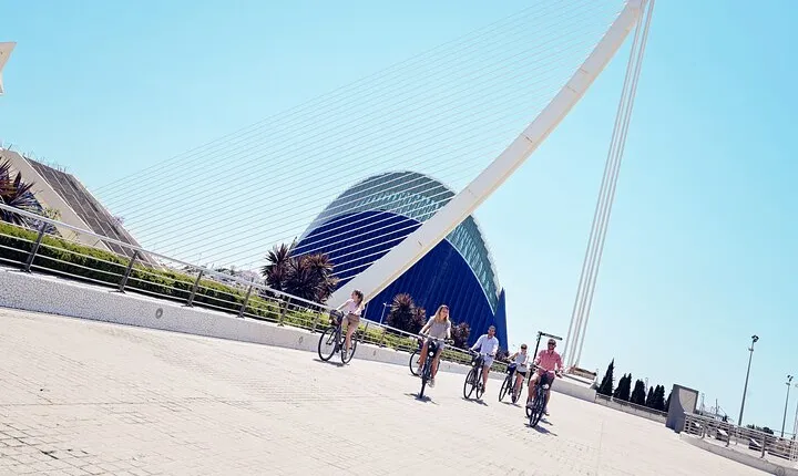 A Short Trip Excursion by Bike in Valencia!