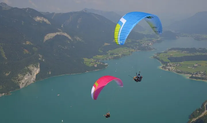 Paragliding tandem flight in St. Gilgen on Lake Wolfgang