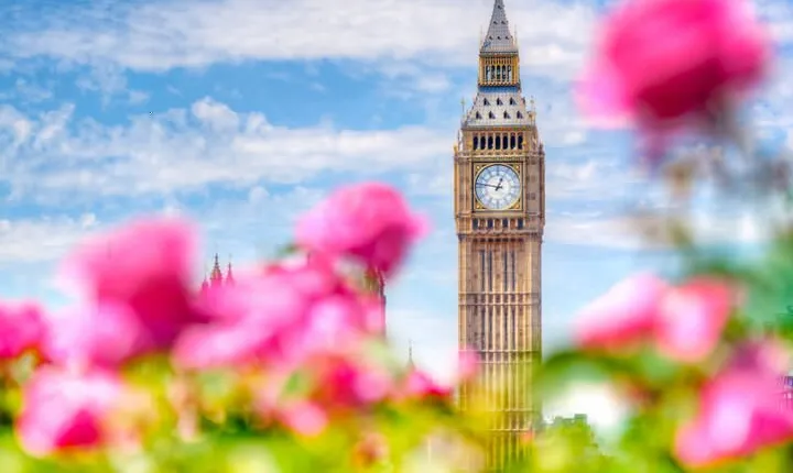 London’s Crown Secret: Self-Guided Royal Puzzle Quest