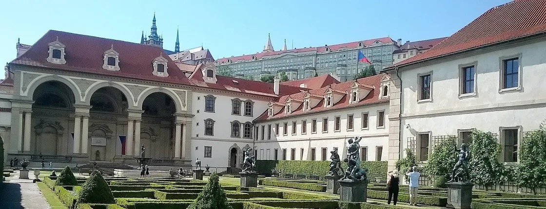 Must-sees of Prague guided tour with Wallenstein Palace Gardens