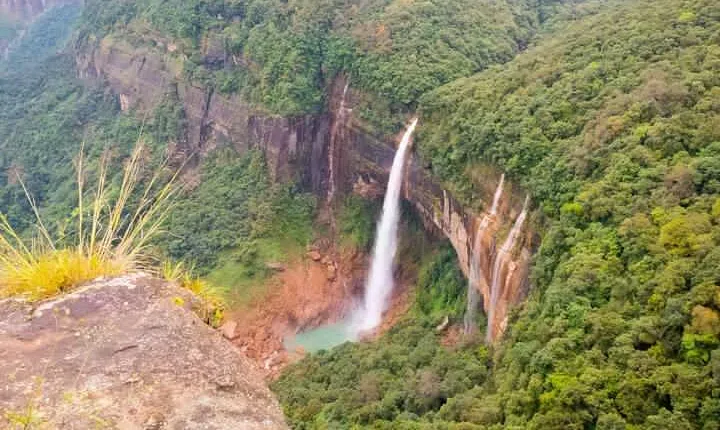Day Trip to Cherrapunji (Guided Private Sightseeing Experience from Shillong)