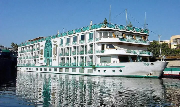 4 Days Nile Cruise From Aswan, Kom Ombo, Edfu and Luxor Private Guided Tours