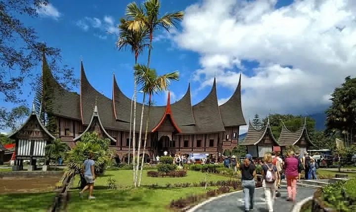 West Sumatra Cultural Tour With Accommodation 4 Days 3 Nights