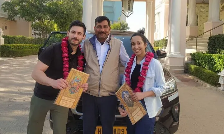 Private Full Day Old and New Delhi (Sightseeing) City Tour