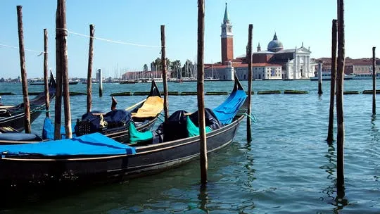Grand tour of Venice