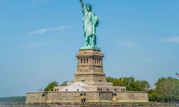 New York Main Attractions Tour with City Bus & Subway! 