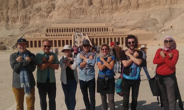 Full day tour to Luxor west bank .