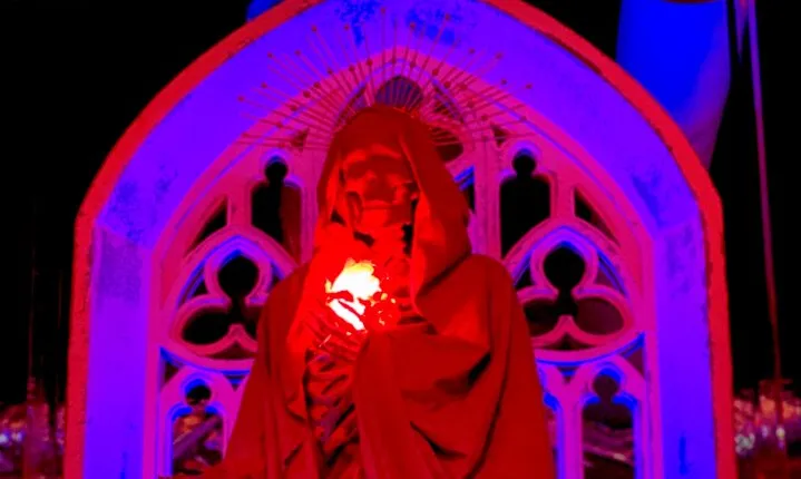 Ghost Investigation Tours with Interactive Paranormal Experience