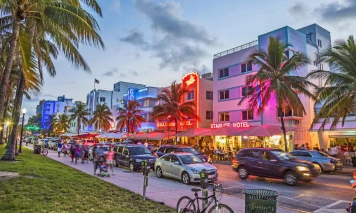 Private Tour: South Beach Sightseeing