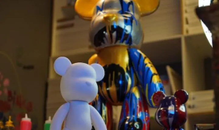 Atlanta Art Fun: Create a Pour Bear & Canvas Combo