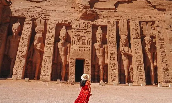 Semi Private Full day Abo Simble Temple tour From Aswan city