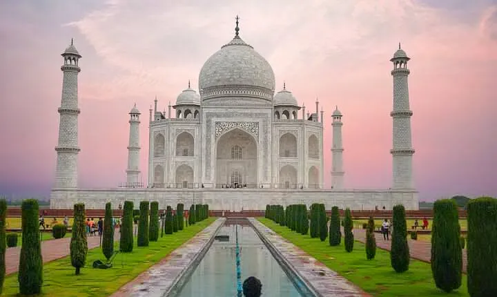 Taj Mahal Private Day trip from Delhi