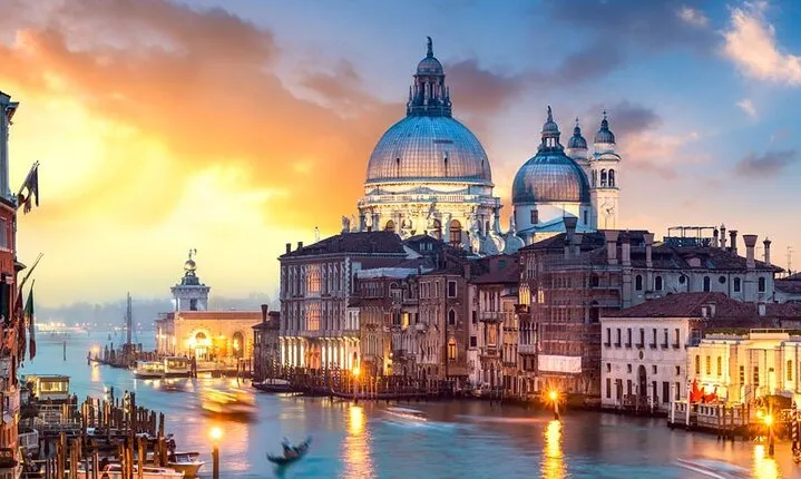 Venice Experience by Train from Rome