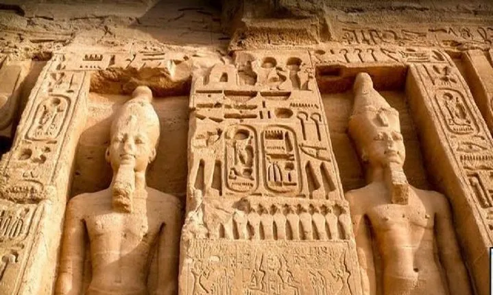 Private trip: visiting the Western mainland , Edfu and Kom Ombo