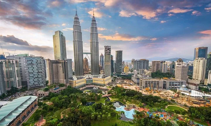 Kuala Lumpur City Famous Landmarks with Professional Tour Guide