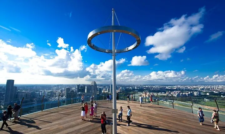 Singapore: SkyPark Observation Deck at Marina Bay Sands