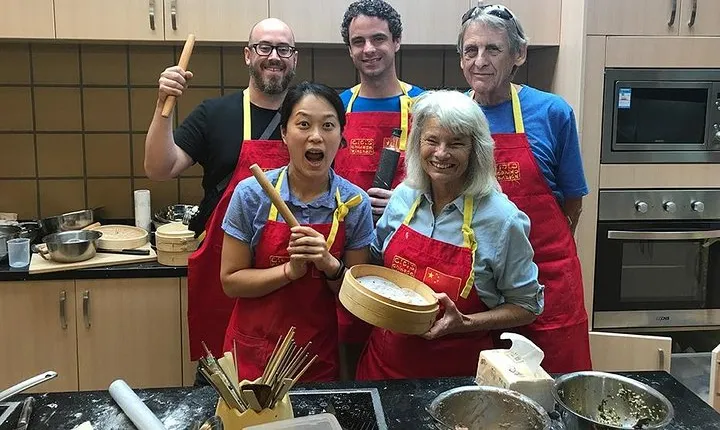 2.5hrs Chinese Kitchen Cooking Class: Art Steamed Dumplings
