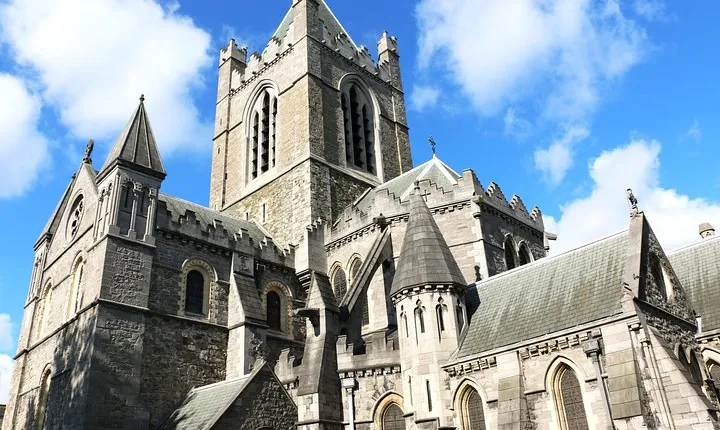 Historic Dublin: Exclusive Private Tour with a Local Expert
