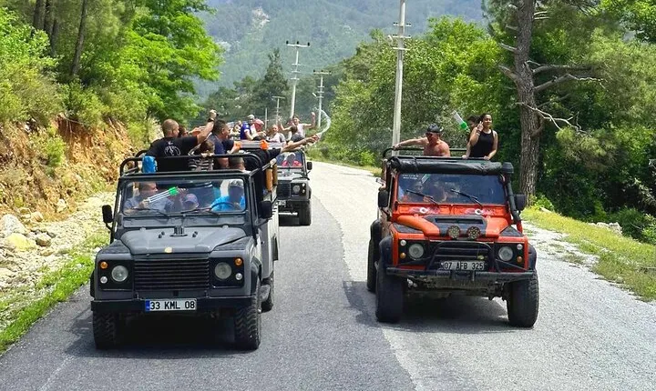 Alanya Jeep Safari with Off-Road, Lunch & Roundtrip Transfer