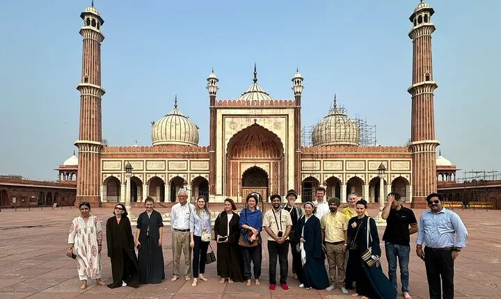 Old Delhi Walking Tour: Food, Culture & Spice Bazaars