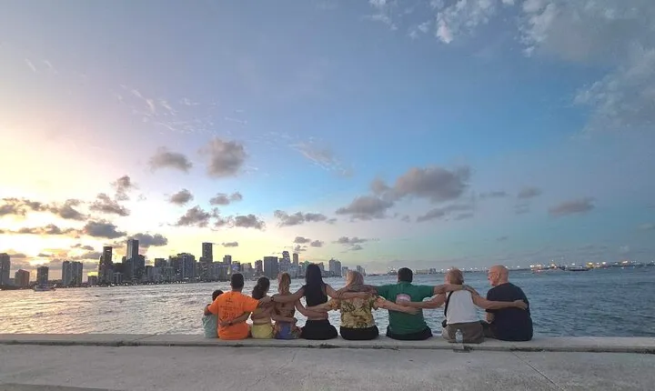 Miami Culture & City Tour – Little Havana with Free Mojito