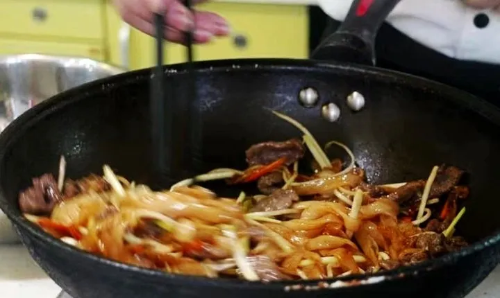 3-Hour Guangzhou Private Cooking Class with Local Market Visit