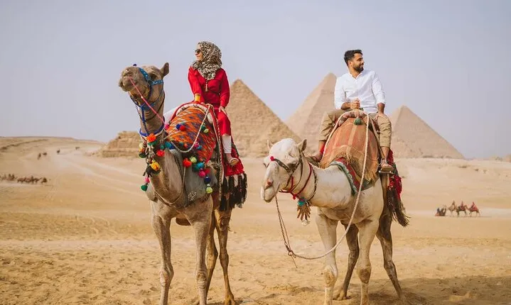 Private Tour Giza Pyramids , Egyptian Museum & Nile Dinner Cruise