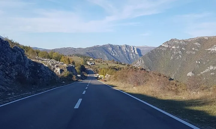Transfer from Podgorica to Sarajevo