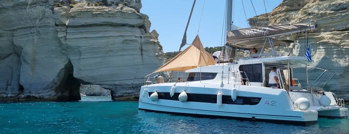 Catamaran cruise to Poliegos, Kleftiko and round trip of Milos