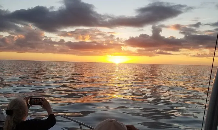 PRIVATE Sunset & Sightseeing Boat Trip of Naples Bay and the Gulf