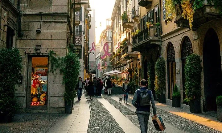  Gallery Art and Culture Guided Walking Tour in Brera