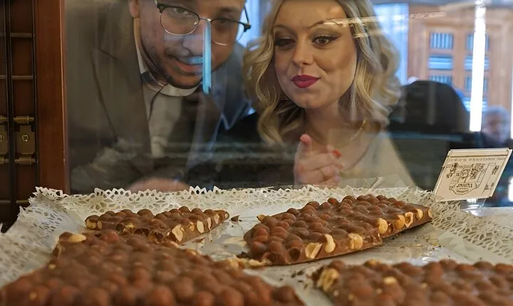The Turin Chocolate & Wine Tasting Experience