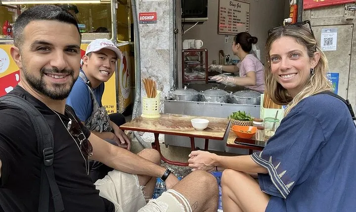 Hanoi Old Quarter Walking Street Food Small Group Tour