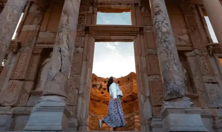 Full Day Tour to Ephesus and Archaeological Museum From Izmir