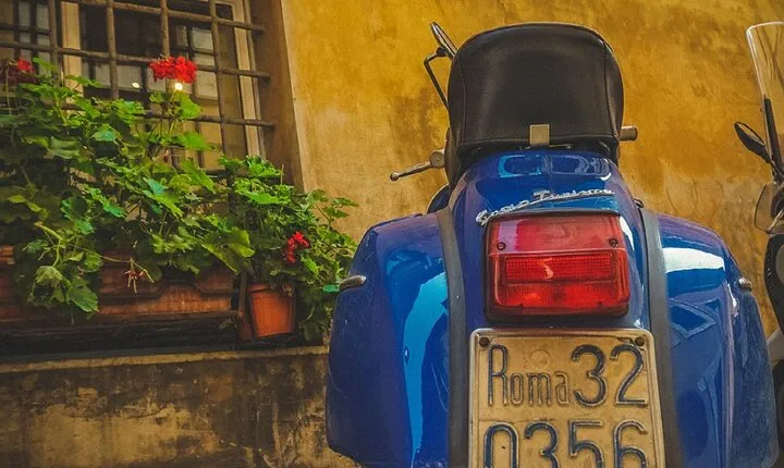 Small-Group Guided Walking Tour of Rome Top Sights